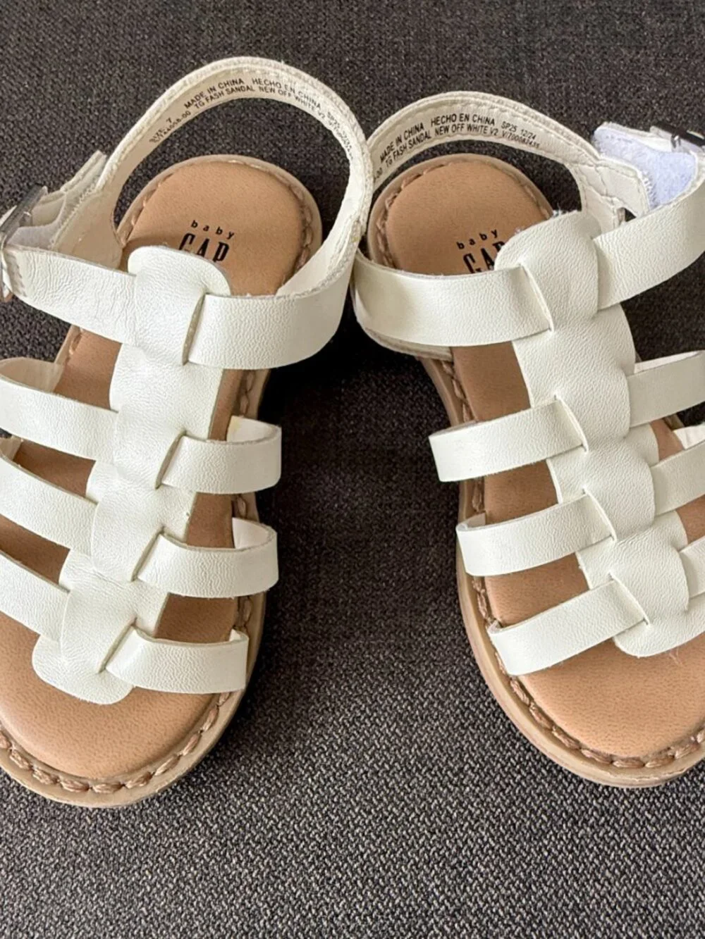 babyGAP Factory Off White Strappy Sandals Toddler Size 7